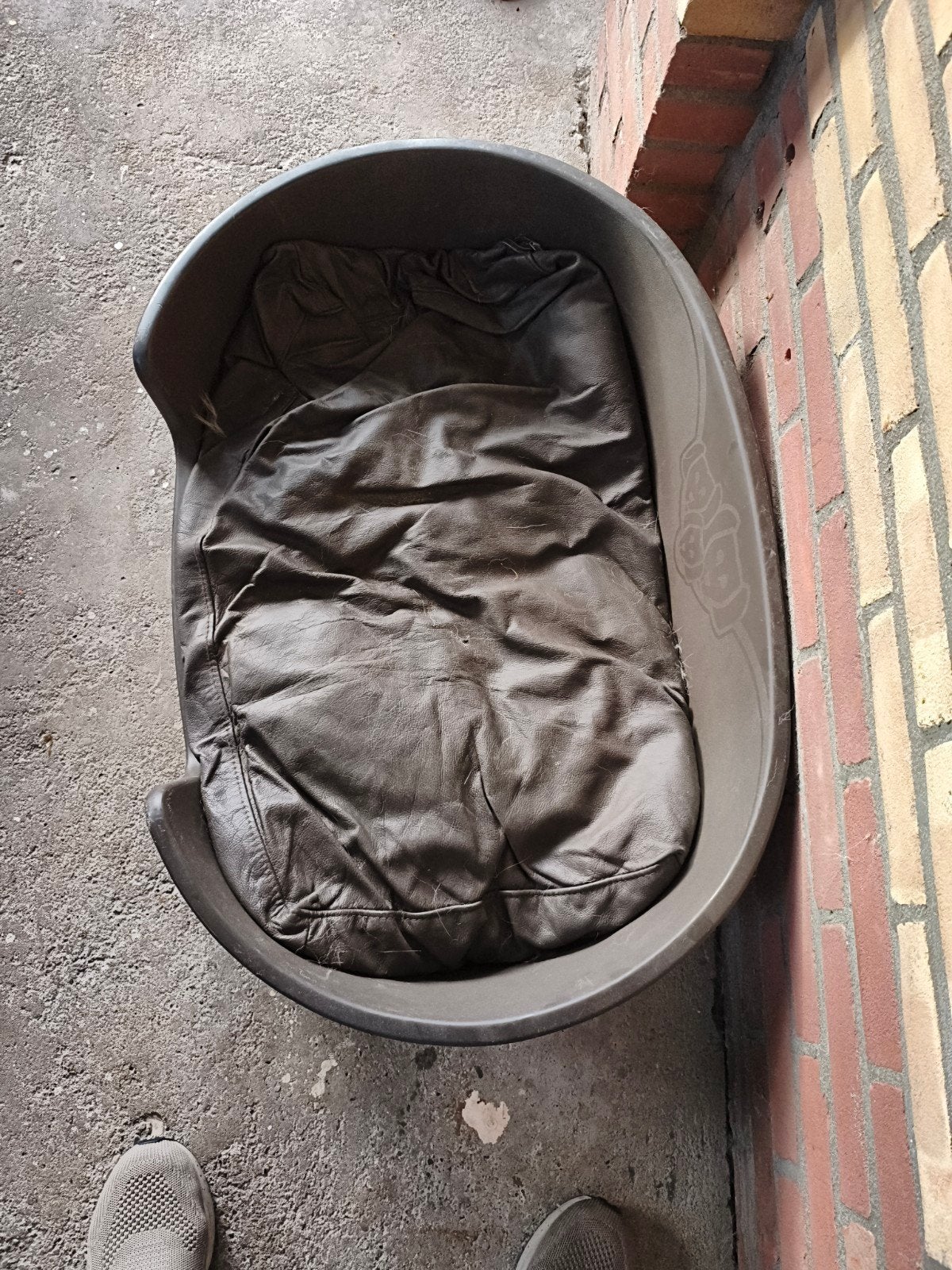 hondenmand met leren kussen, Dieren en Toebehoren, Hondenmanden, Ophalen of Verzenden