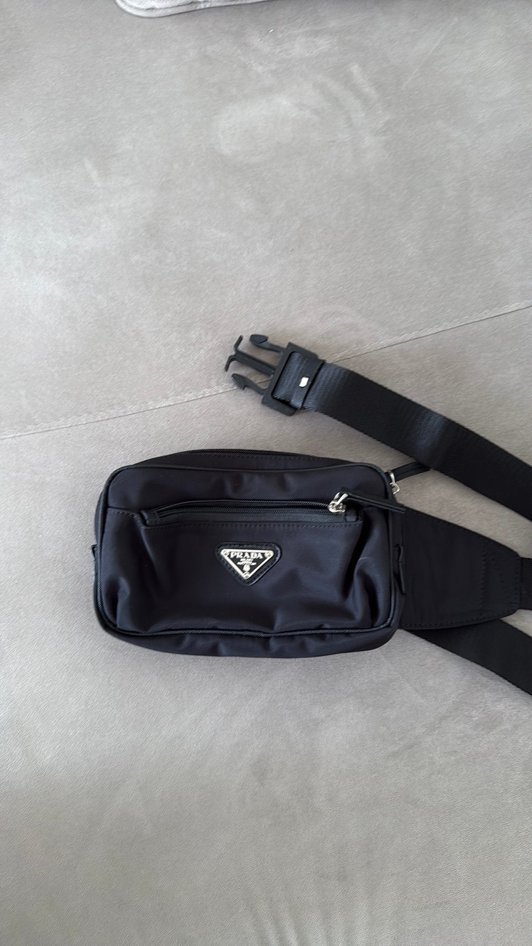 Prada schoudertas, Ophalen of Verzenden, Nieuw, Zwart