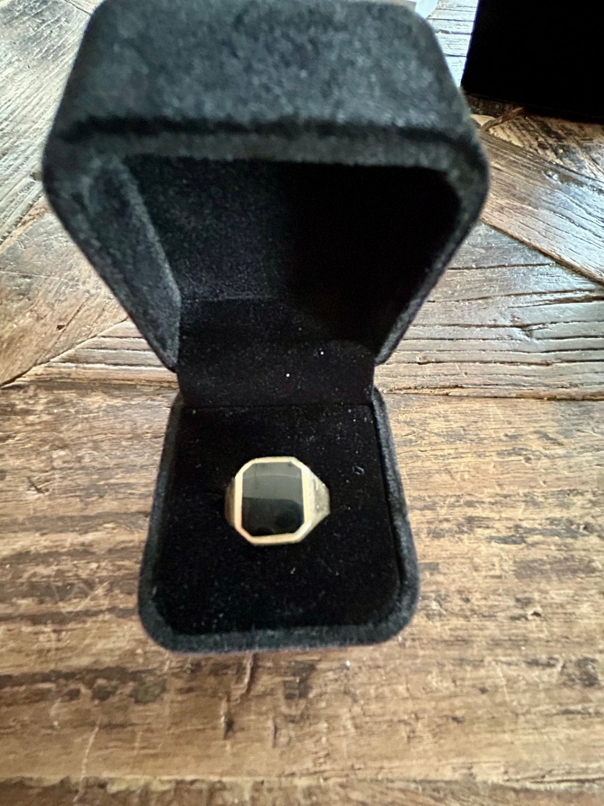 14 Karaat Gouden Zegelring met Onyx Steen, Sieraden, Tassen en Uiterlijk, Ringen, 18 tot 19, Gebruikt, Ophalen of Verzenden, Dame of Heer