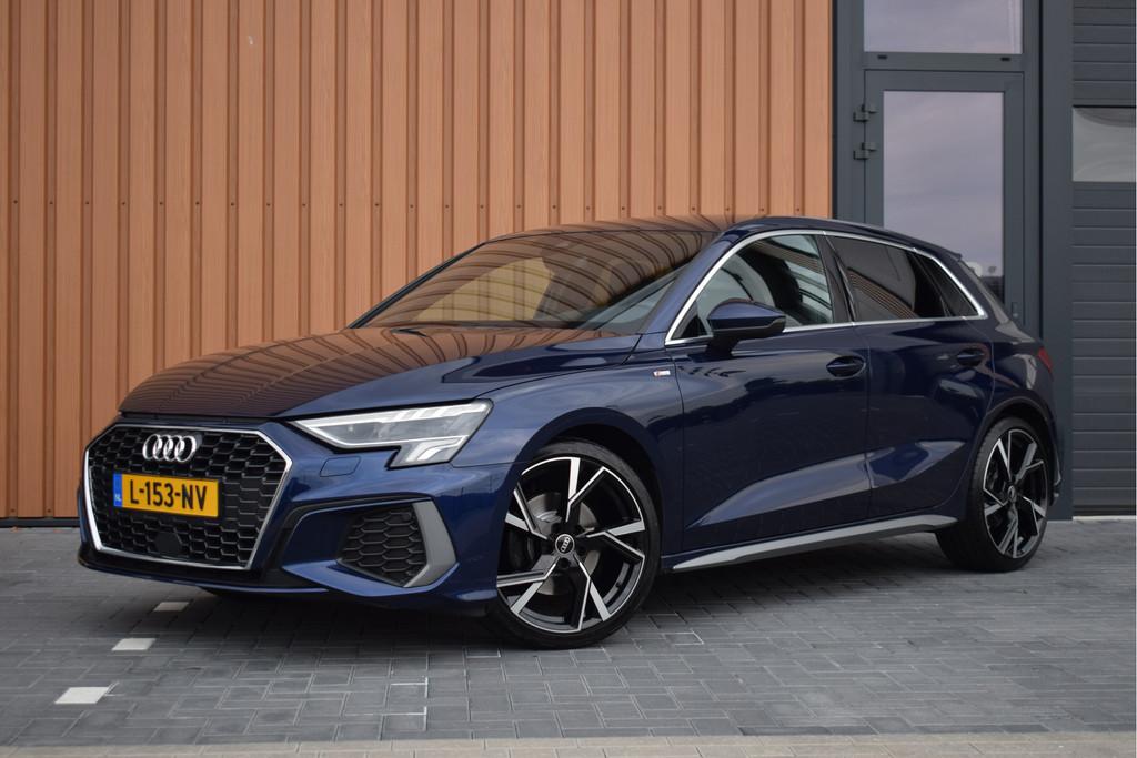 Audi A3 Sportback 30 TFSI S-tronic S-line | Virtual | LED |, Auto's, Gebruikt, Blauw, Leder en Stof, 23 km/l