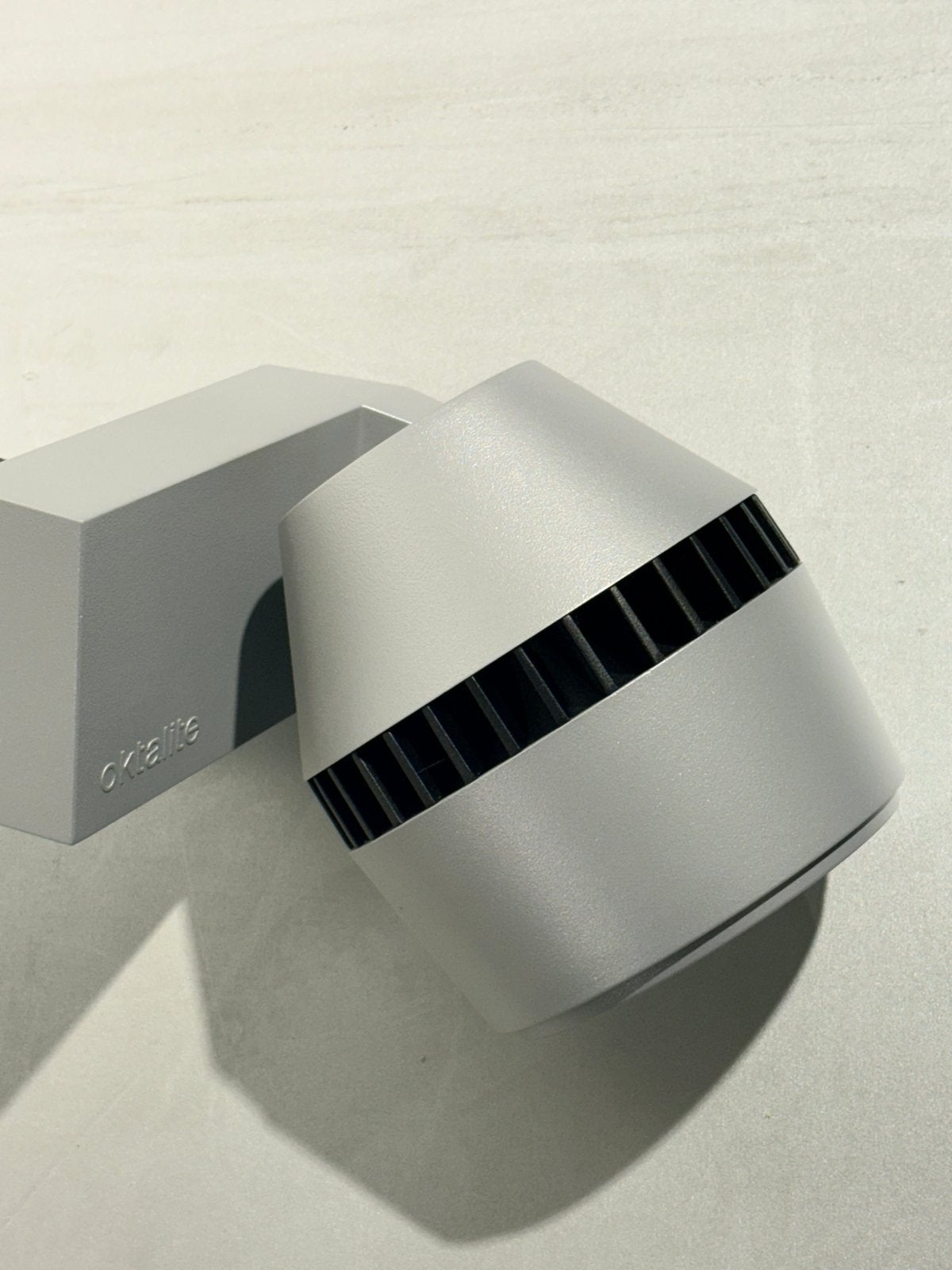 Ledspots Octalite met 3-fase rail, Huis en Inrichting, Lampen | Spots, Ophalen, Zo goed als nieuw