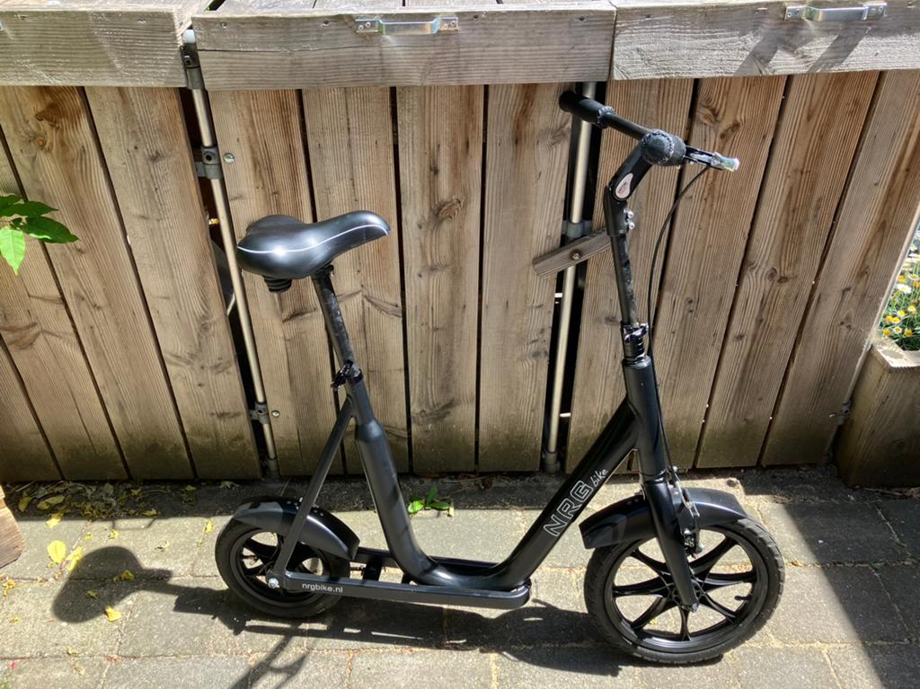 Loopfiets NRGbike zwart voor volwassenen senioren, Ophalen, Zo goed als nieuw