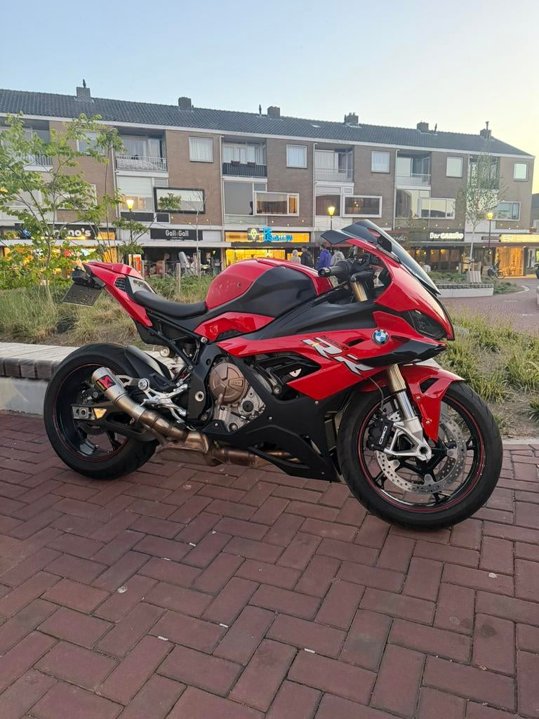 BMW S1000RR | 2019 | 14300 KM | Akrapovic, Motoren, Motoren | BMW, 4 cilinders, Motorrijbewijs A, Handvatverwarming, Gebruikt