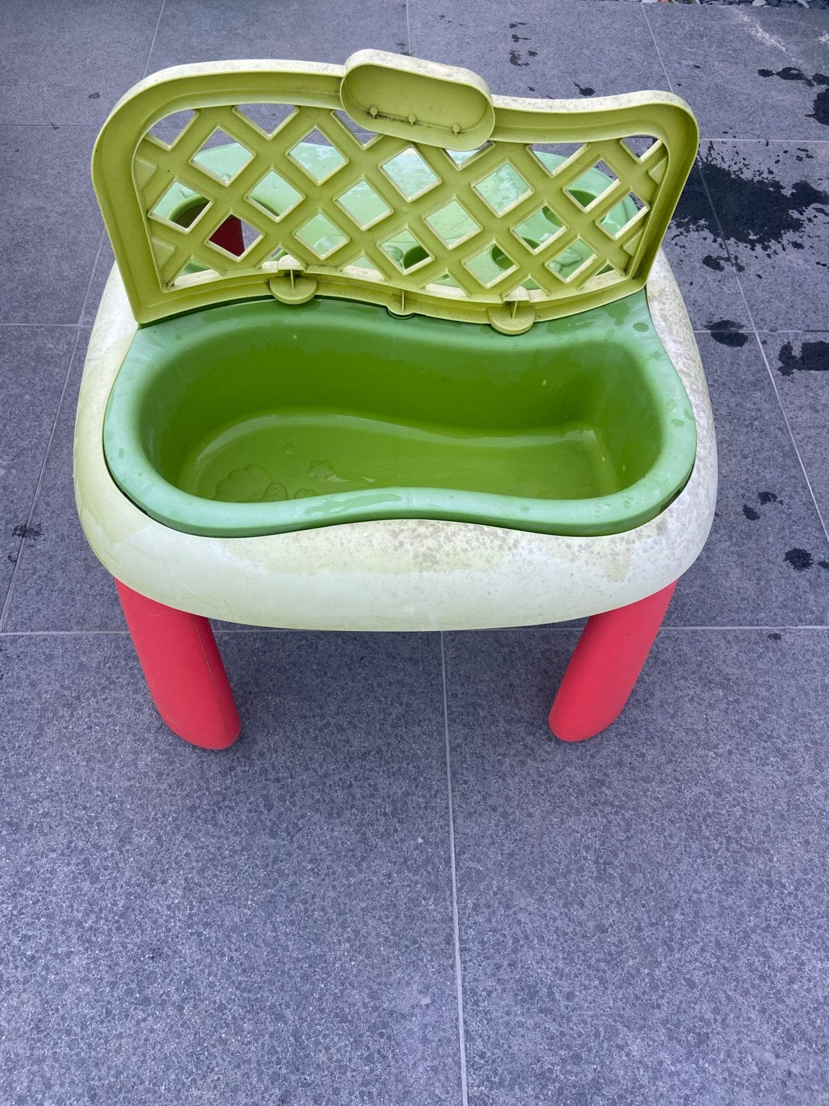 Smoby Zand- en watertafel voor kinderen incl. toeboehoren, Ophalen of Verzenden, Gebruikt