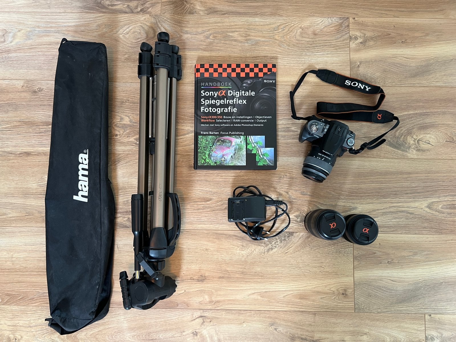 Sony Alpha A330 + 3 lenzen + Samsonite tas + statief, Ophalen of Verzenden, Zo goed als nieuw, Sony, 8 keer of meer