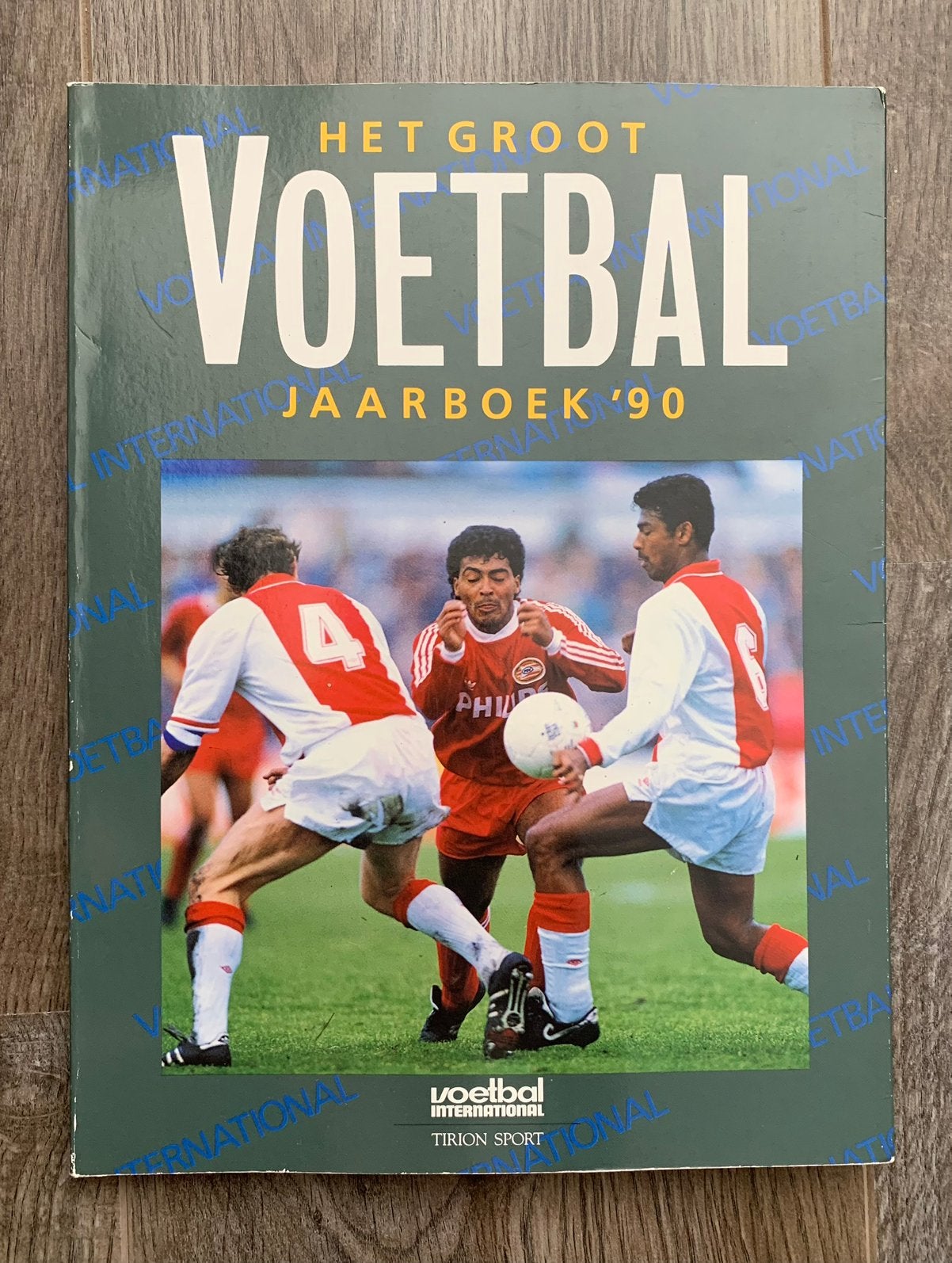 Voetbal International: JaarBoek 1990, Ophalen of Verzenden