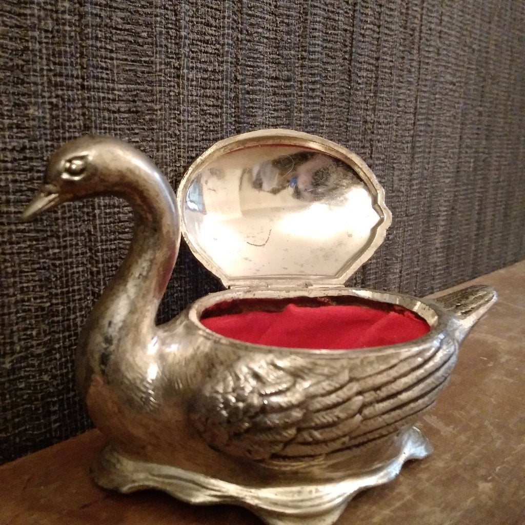 Prachtige vintage silver plated juwelen doosje zwaantje, Verzenden