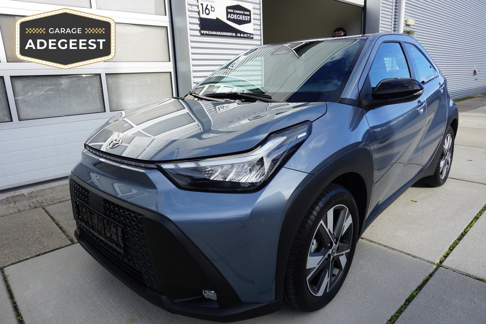 Toyota Aygo X Hybrid 115 pulse |Carplay|Android auto|Stoel v, Dealer onderhouden, Stof, Gebruikt, Zwart