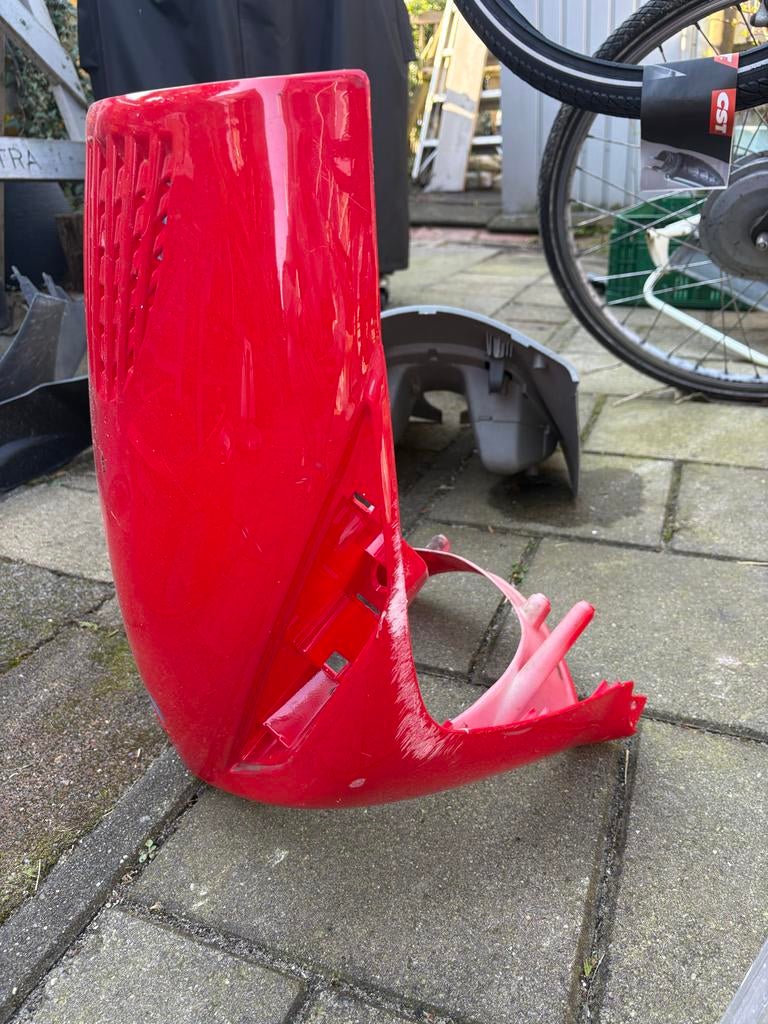 Zip 2000 kappenset - Rood, Fietsen en Brommers, Brommeronderdelen | Scooters, Ophalen, Gebruikt, Kap, Piaggio