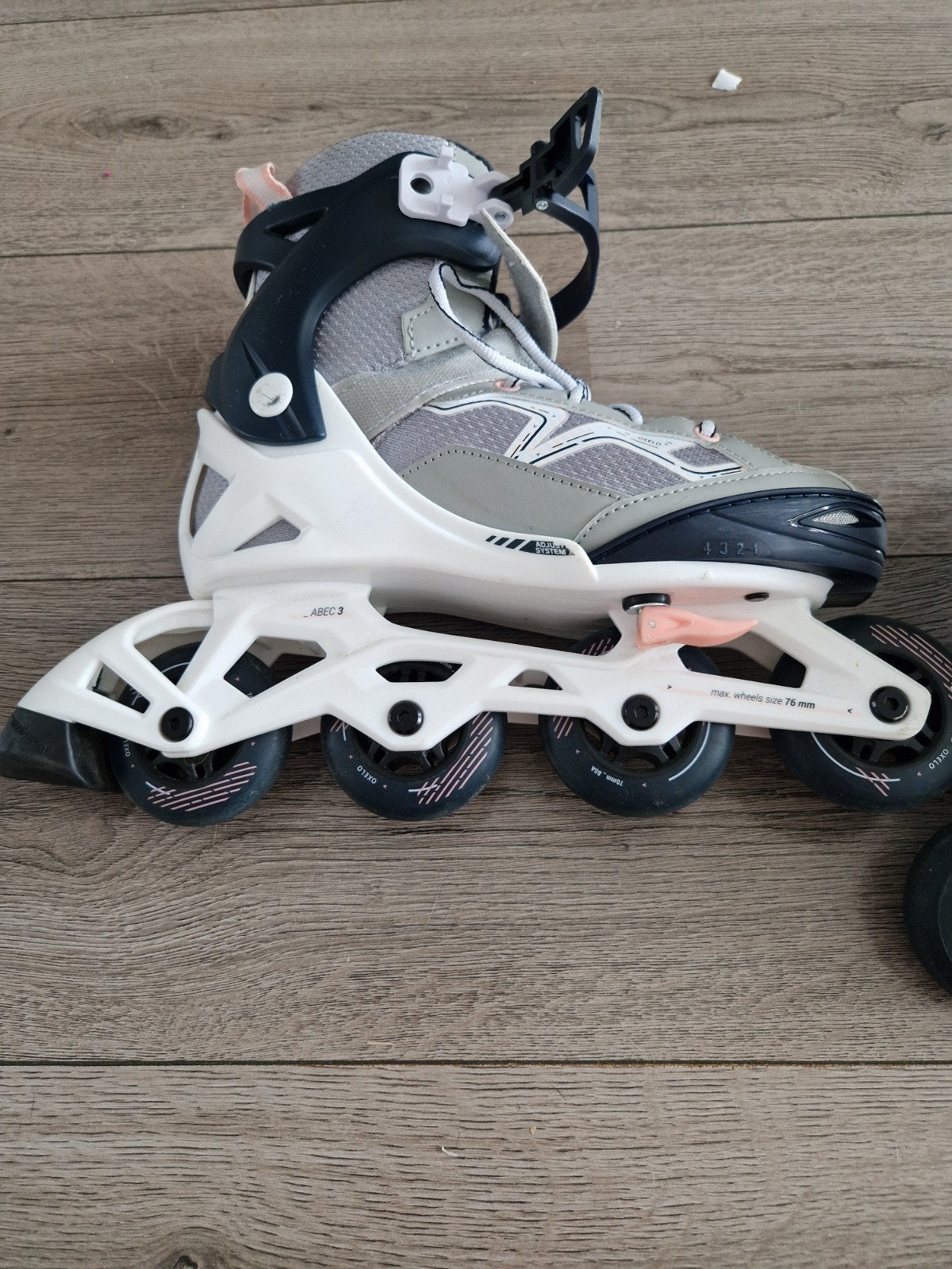 Skeelers met beschermers, Sport en Fitness, Schaatsen, Overige merken, Gebruikt, Overige typen, Ophalen of Verzenden