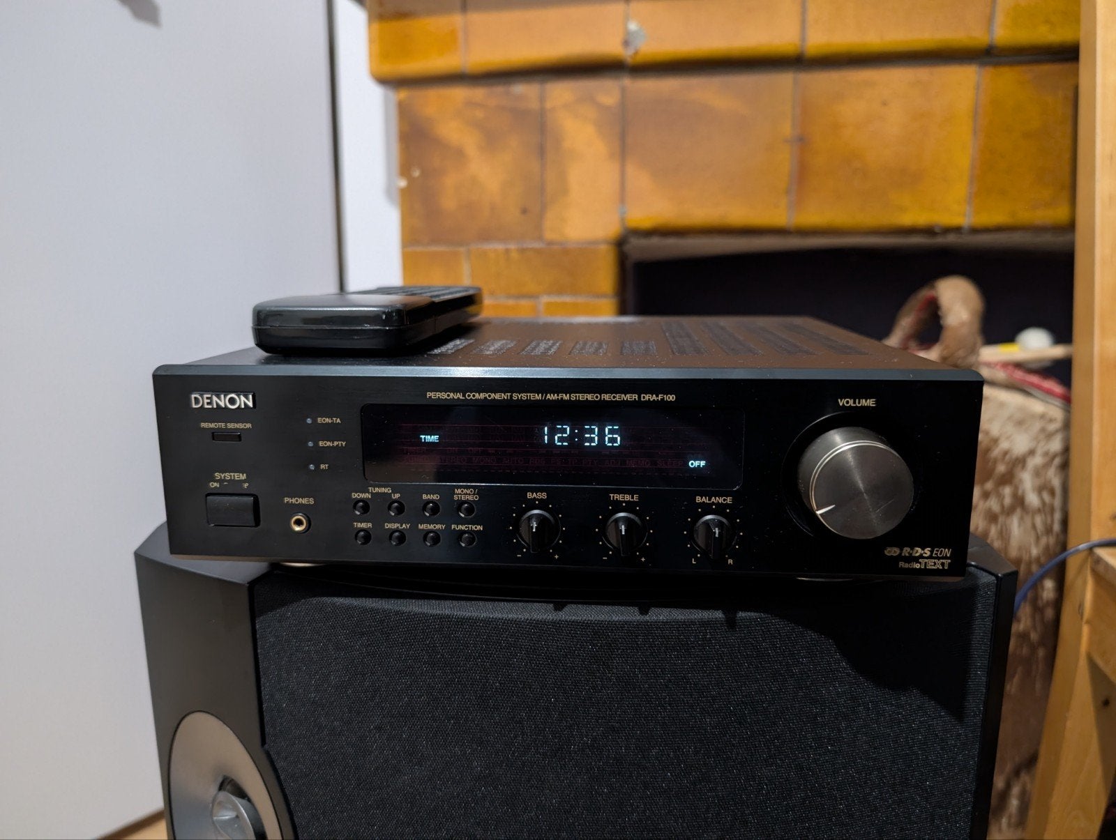 Compacte Denon DRA-F100 Receiver met afstandsbediening, Ophalen, Gebruikt, Denon, Minder dan 60 watt