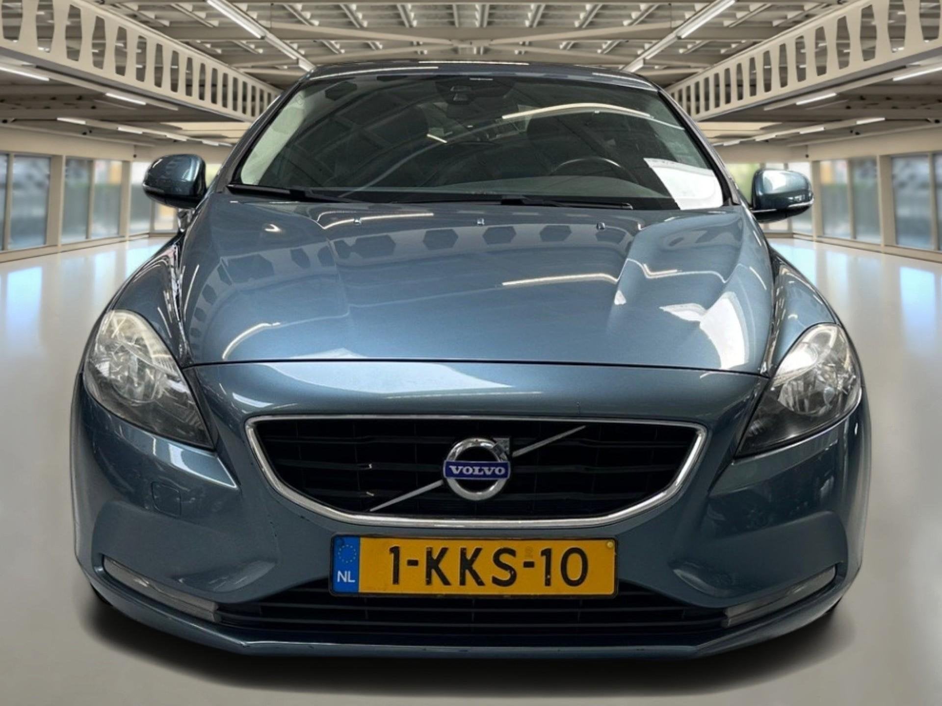 Volvo V40 1.6 T3 Momentum Leder, Navi+Camera, Bluetooth.., Auto's, Gebruikt, 4 cilinders, 150 pk, Blauw