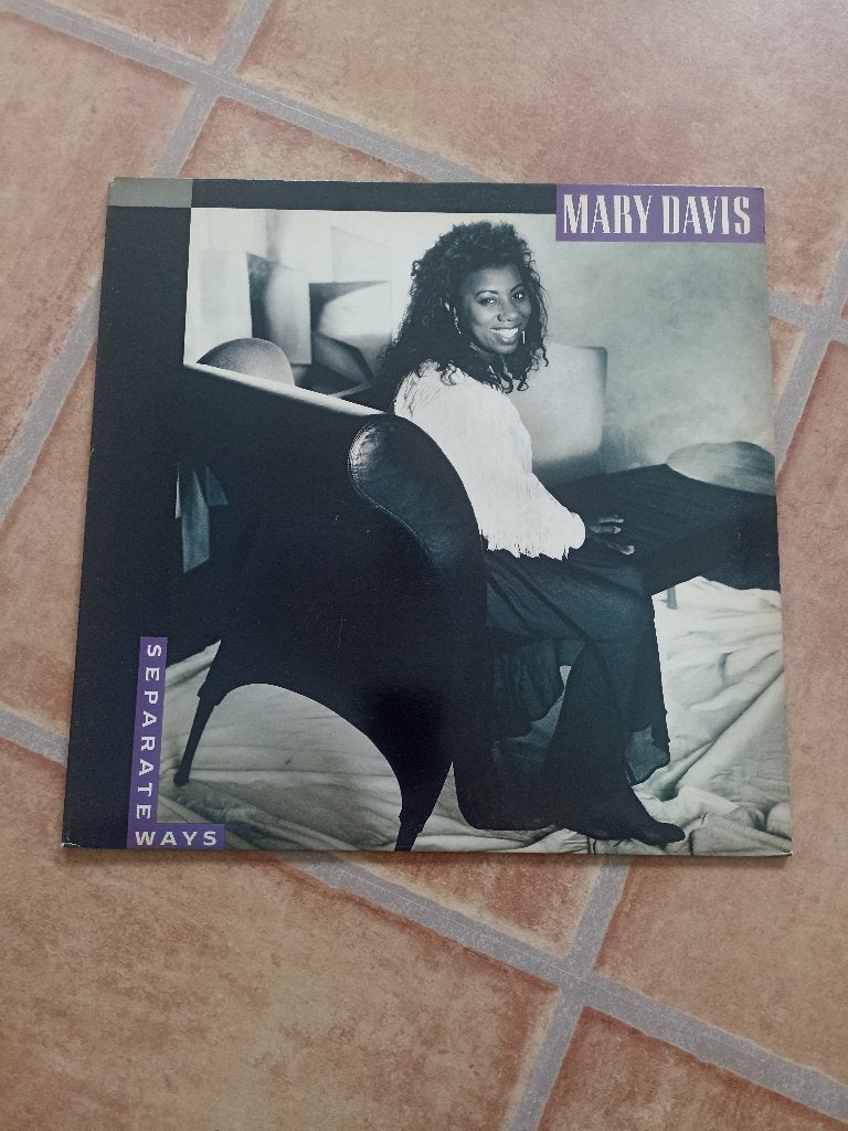 LP Mary Davis - Separate ways, Ophalen of Verzenden, Gebruikt, 12 inch