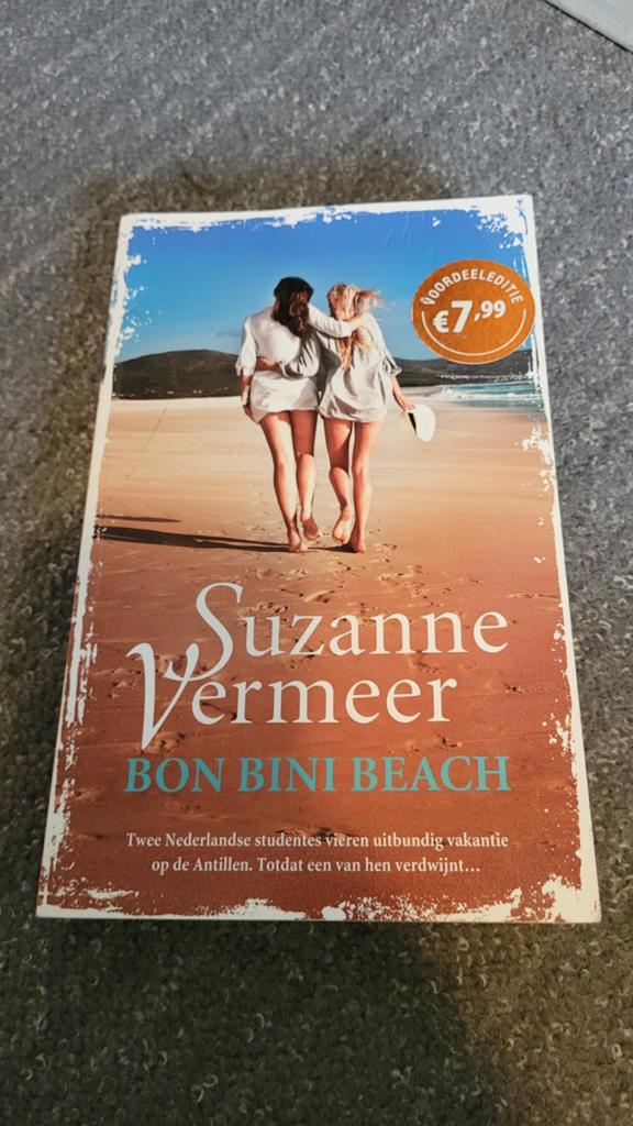 Suzanne Vermeer - Bon Bini Beach, Suzanne Vermeer, Ophalen of Verzenden, Zo goed als nieuw, Nederland