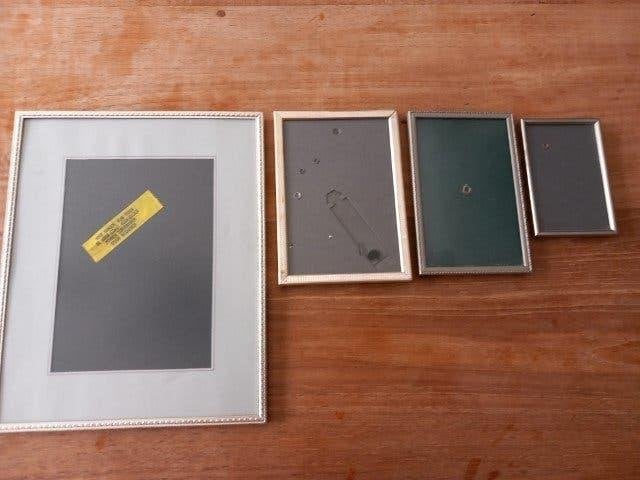 Brocante fotolijsten, Ophalen