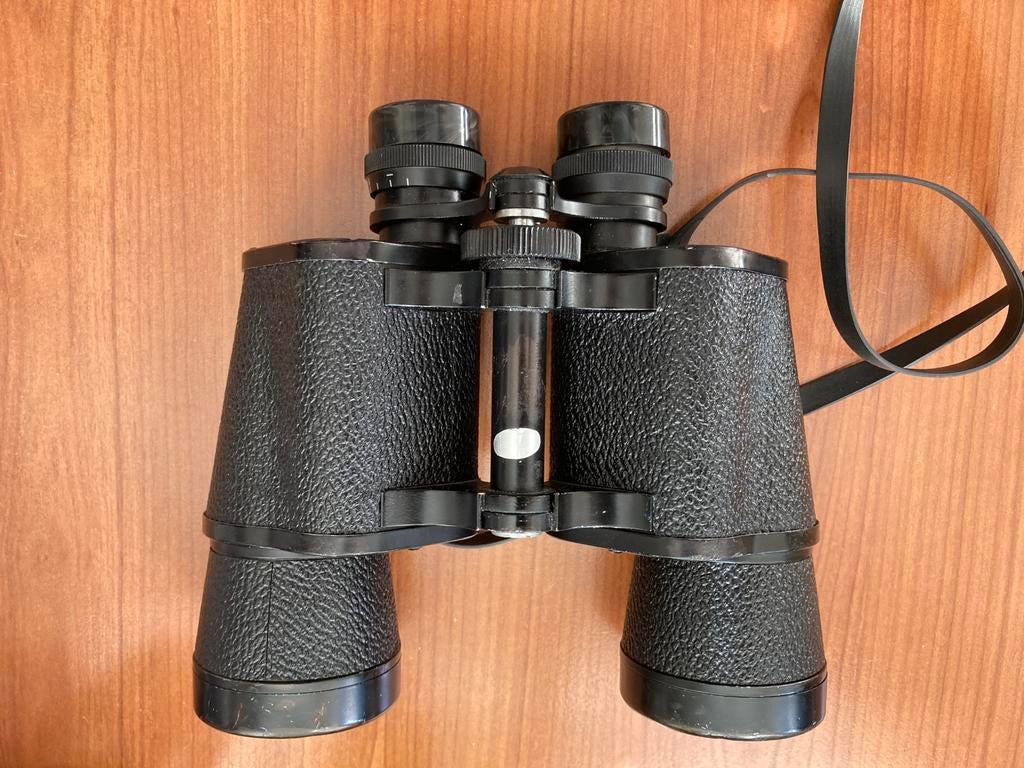 Verrekijker 10x50 met draagriem., Audio, Tv en Foto, Optische apparatuur | Verrekijkers, Ophalen, Zo goed als nieuw, 8 tot 12x