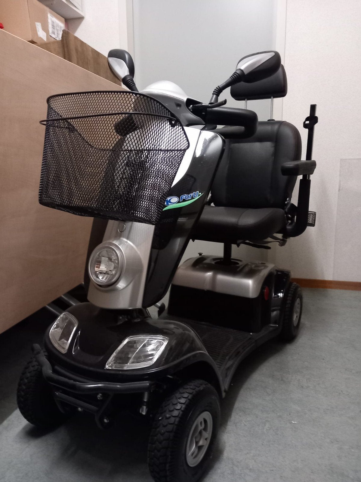Scootmobiel, Kymco midi xls. 3 jr oud, weinig gebruikt., Diversen, Brommobielen en Scootmobielen, Ophalen