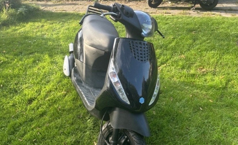 GEZOCHT!! piaggio zip 2t/typhoon/type 3 onder €1000, Ophalen of Verzenden, Zo goed als nieuw, Zip