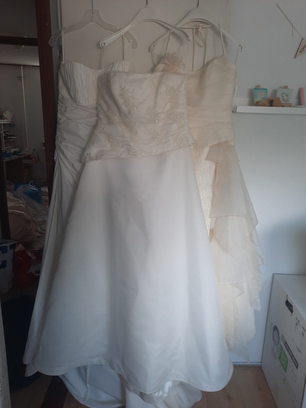 Drie prachtige trouwjurken - Vintage/Tweedehands, Kleding | Dames, Ophalen of Verzenden, Zo goed als nieuw, Wit, Trouwjurk