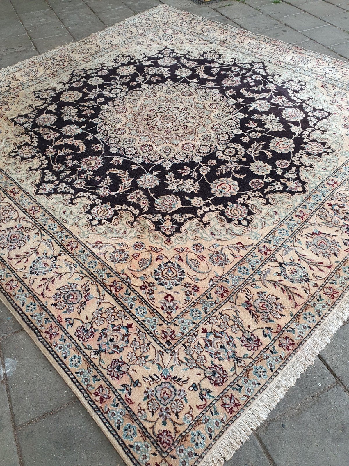 Perzisch tapijt Nain 255x245 cm., Crème, Gebruikt, Nain, 200 cm of meer