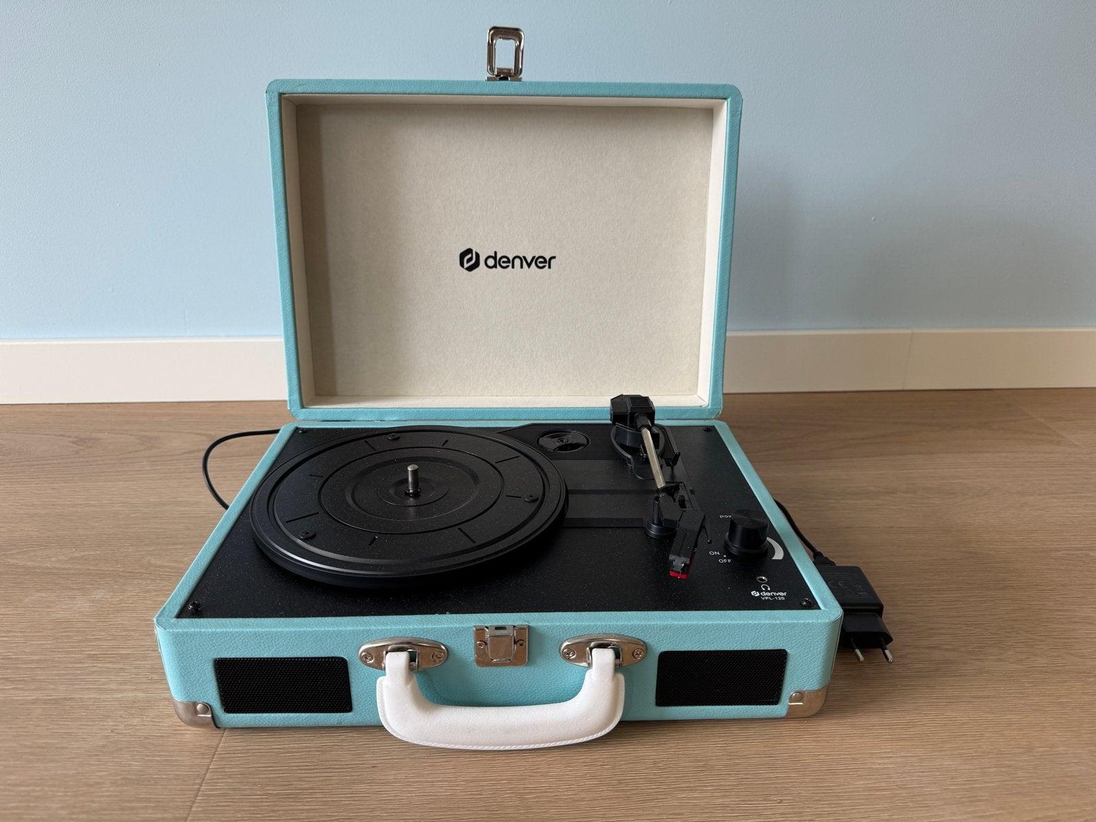 Denver VPL120 Retro Platenspeler - Ingebouwde Speaker, Automatisch, Zo goed als nieuw, Platenspeler, Ophalen