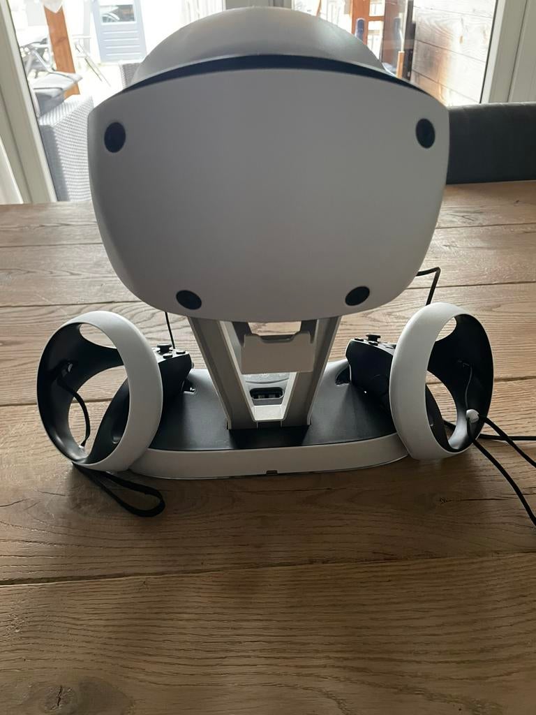 PlayStation VR2 + laadstation / standaard PlayStation 5, Ophalen of Verzenden, Zo goed als nieuw, Sony PlayStation