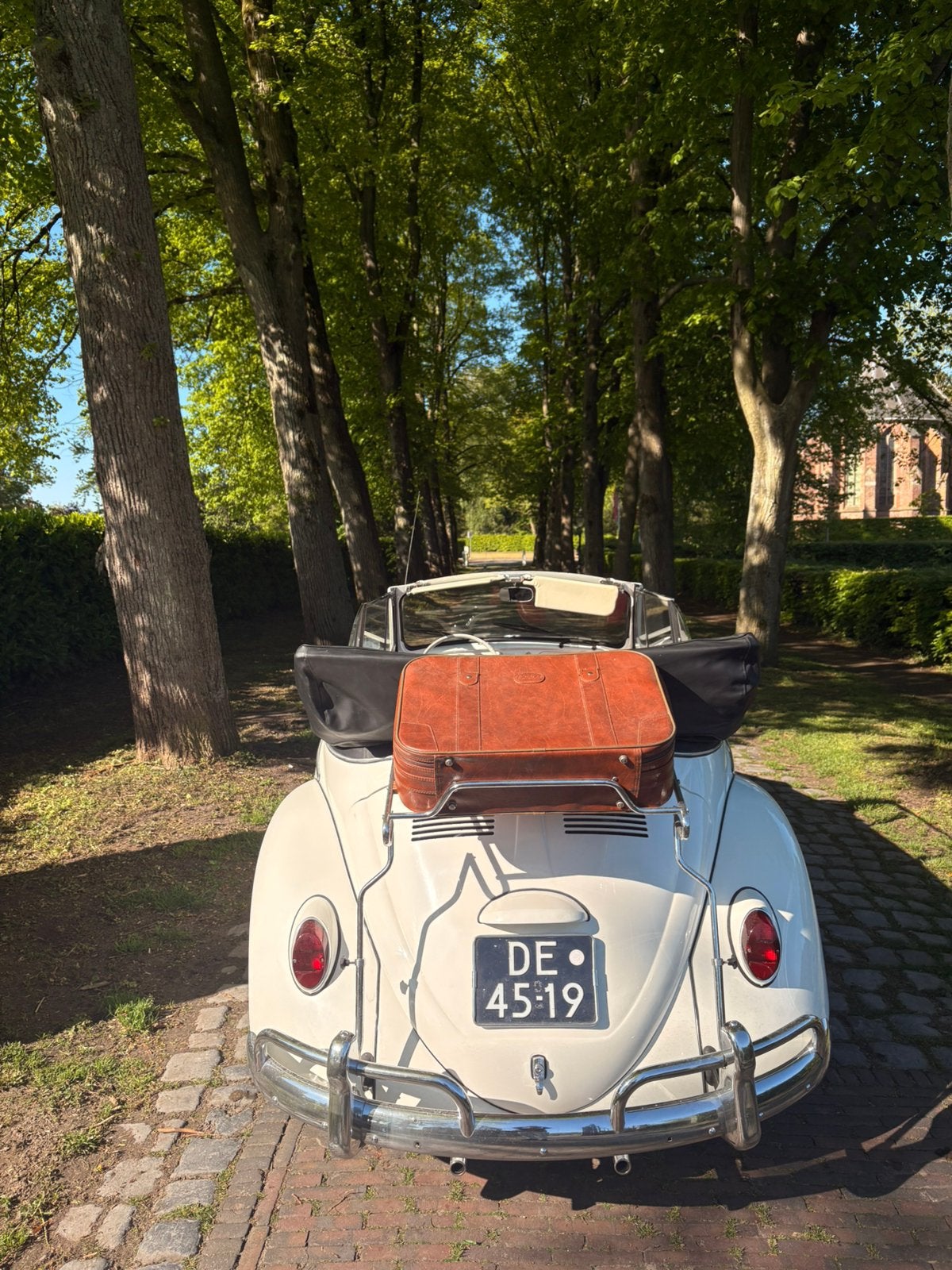 Vw kever 1200 cabriolet wit met een 1500 motor, foto 10