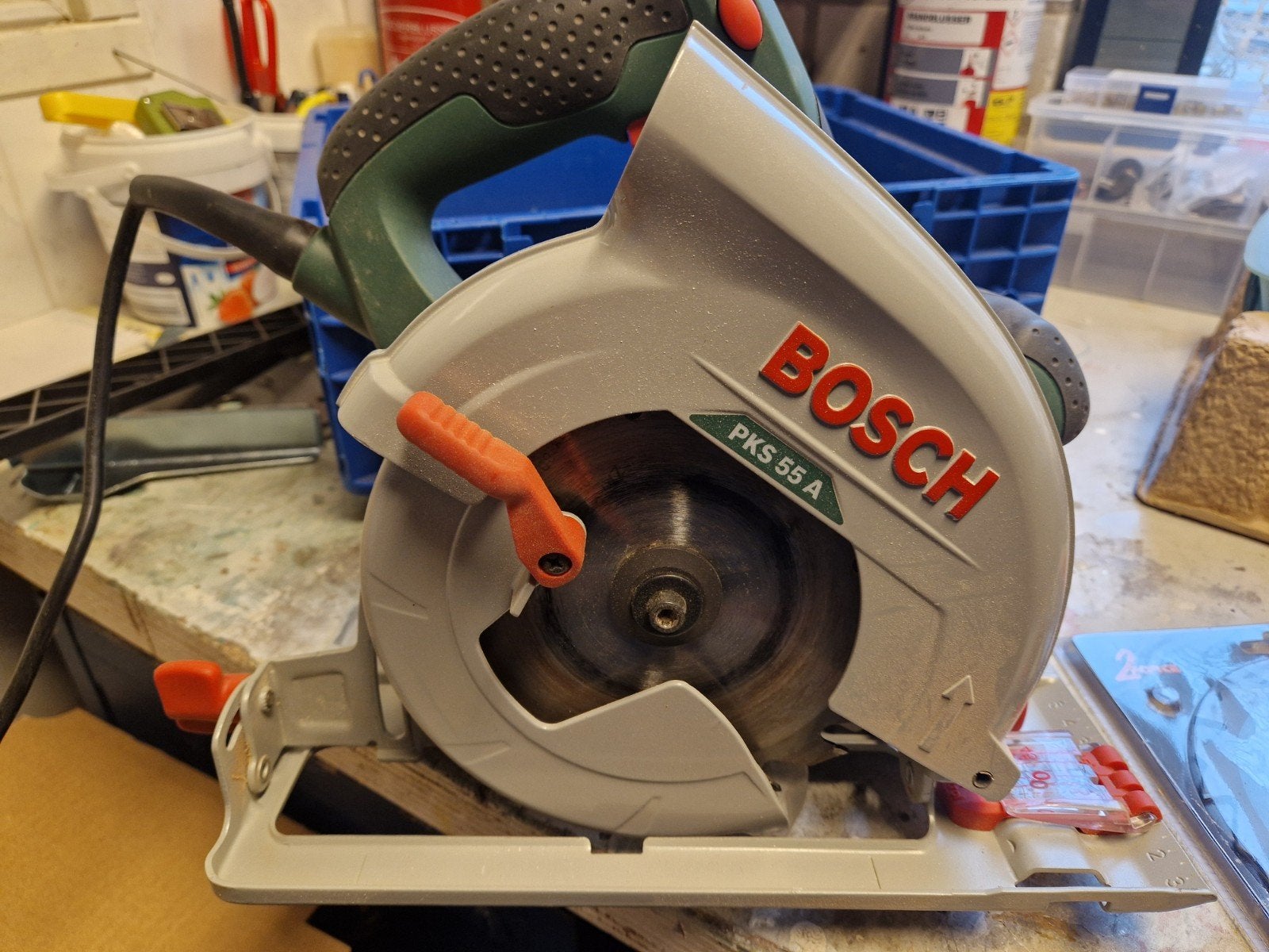 Bosch PKS 55 A Cirkelzaag met extra zaagbladen, Gebruikt, Cirkelzaag, 600 tot 1200 watt, Ophalen of Verzenden