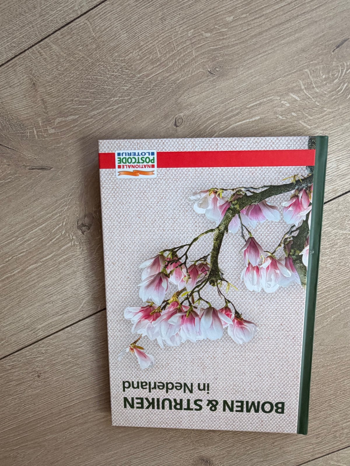 Bomen & Struiken in Nederland - Nationale Postcode Loterij, Ophalen, Zo goed als nieuw, Bloemen, Planten en Bomen