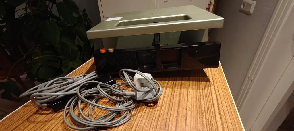 Vintage dia projector (Prinz), scherm, tafel en diasledes, Ophalen, Gebruikt