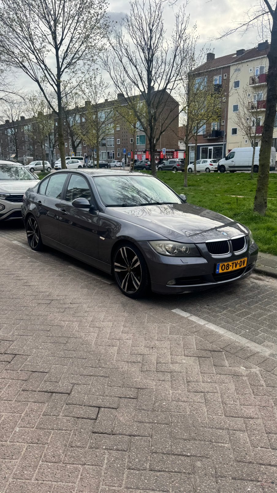 BMW 3-Serie 2.0 I 318 AUT 2007 Grijs, Auto's, BMW, Particulier, 3-Serie, Benzine, C, Sedan, Automaat, Origineel Nederlands, Zilver of Grijs