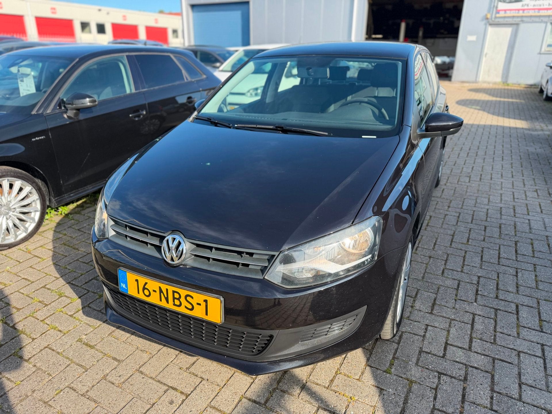 Volkswagen Polo 1.4-16V Comfortline, Auto's, Voorwielaandrijving, 86 pk, 4 cilinders, Zwart