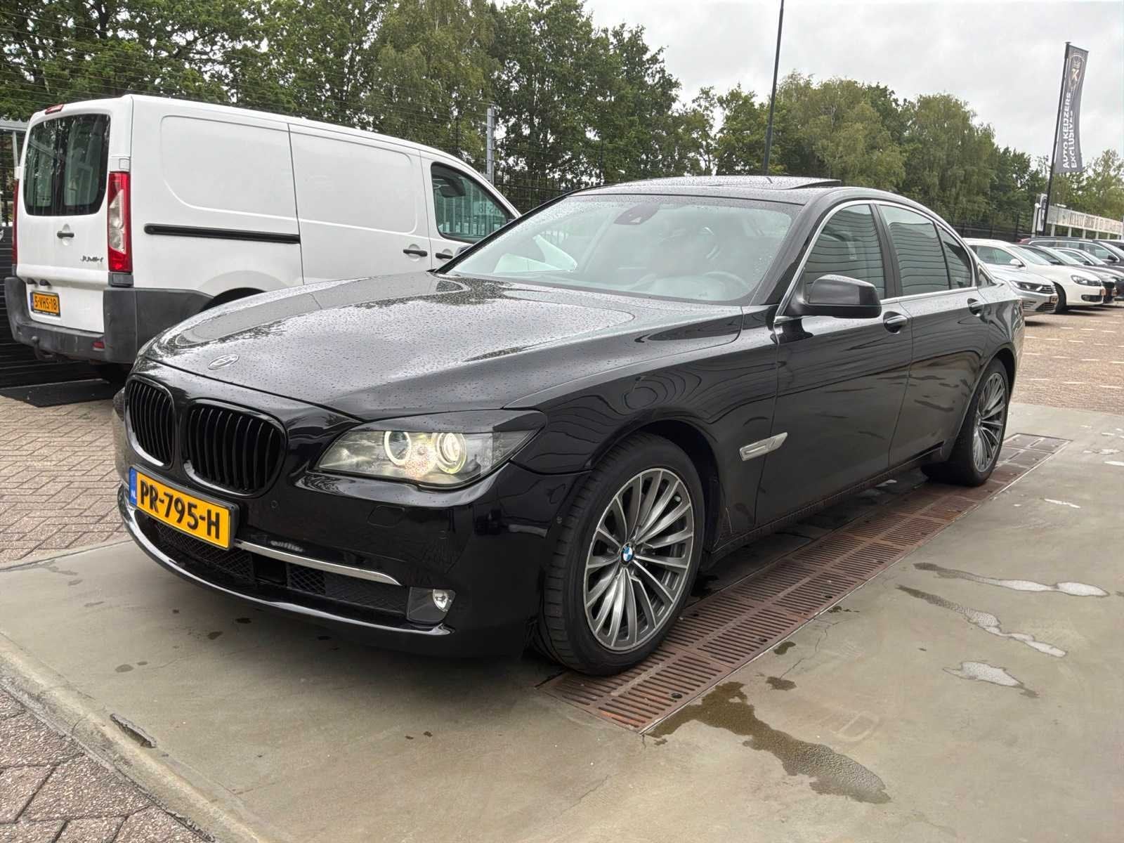 2009 BMW 7-serie 730d High Executive Personenauto, Auto's, Euro 5, Gebruikt, 226 €/maand, Bedrijf