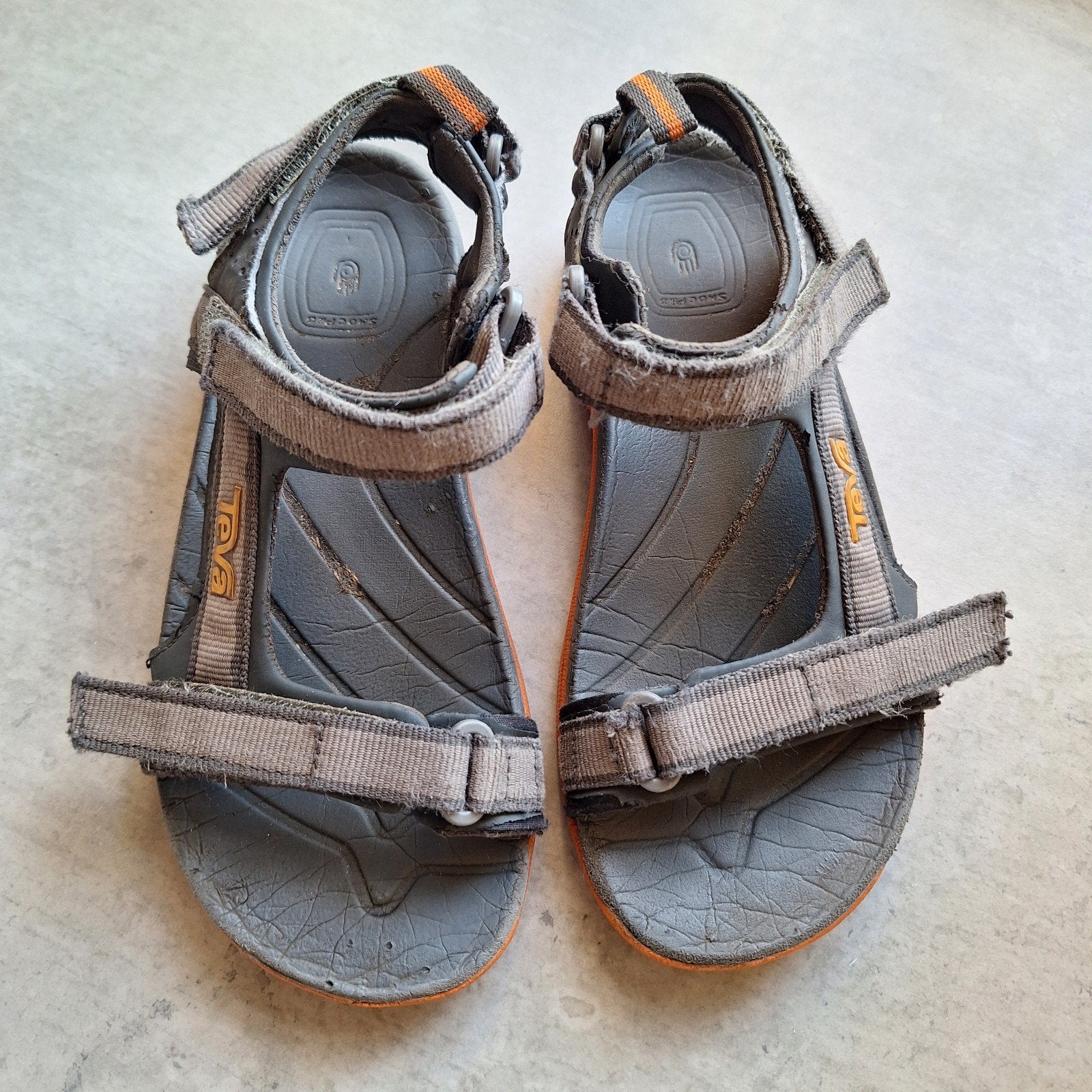 Teva maat 35 sandalen mt. 35 slippers grijs - oranje 2e kans, Gebruikt, Jongen of Meisje, Overige typen, Teva