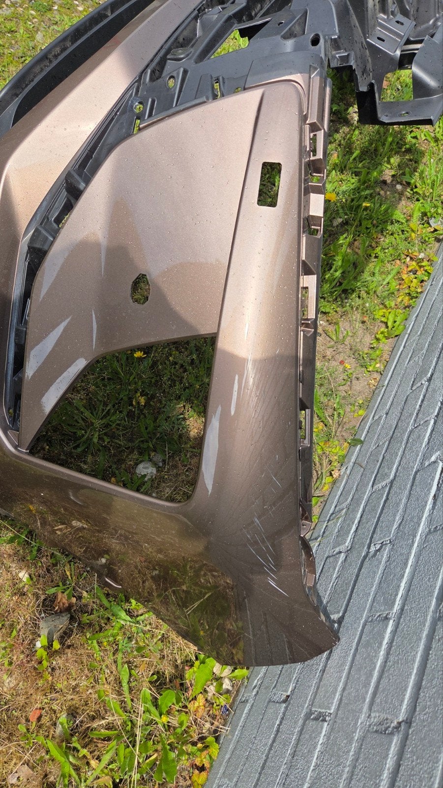Gebruikte Voorbumper - Mitsubishi Eclipse Cross 2018, Ophalen, Gebruikt, Voor, Bumper