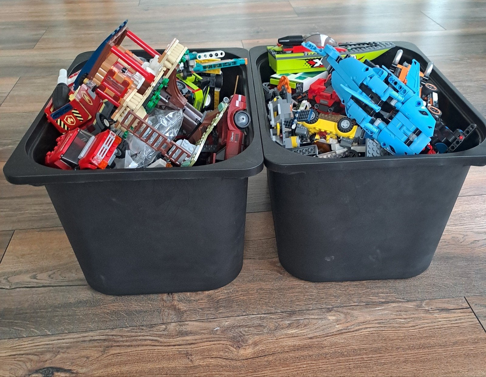 10 kilo Lego inclusief diverse sets met boekjes, Ophalen, Zo goed als nieuw