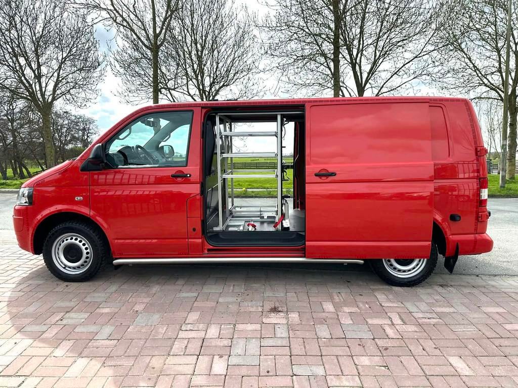 Volkswagen Transporter 2.0 TDI L2H1 124.689 km.! 6 DEURS! MA, Auto's, Bestelauto's, Euro 5, Stof, Gebruikt, 4 cilinders