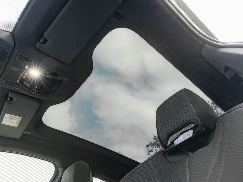 BMW iX3 50 xDrive - M-Sport Pro - Full-Option - Direct Besch, Auto's, BMW, 12 maanden, Gebruikt, Zwart, 2260 kg