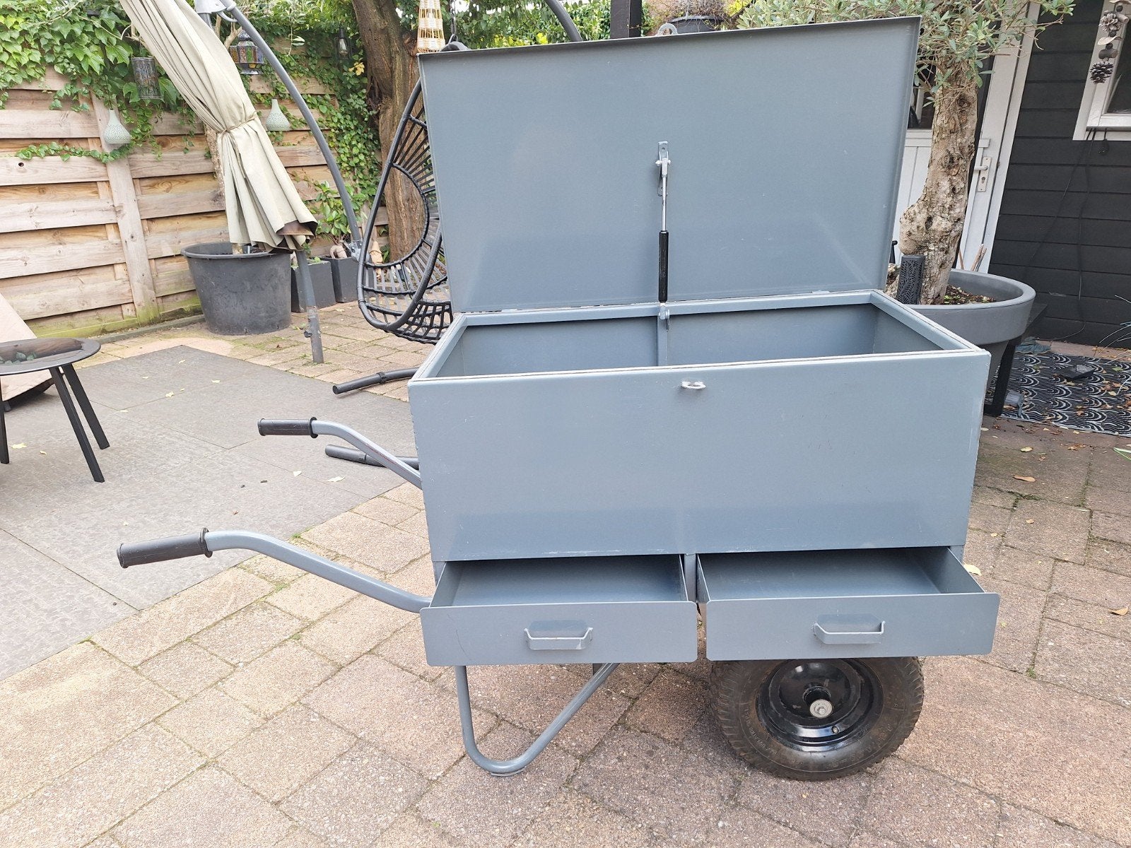 Zware RVS Kruiwagen met Afsluitbare Gereedschapskist, Ophalen of Verzenden