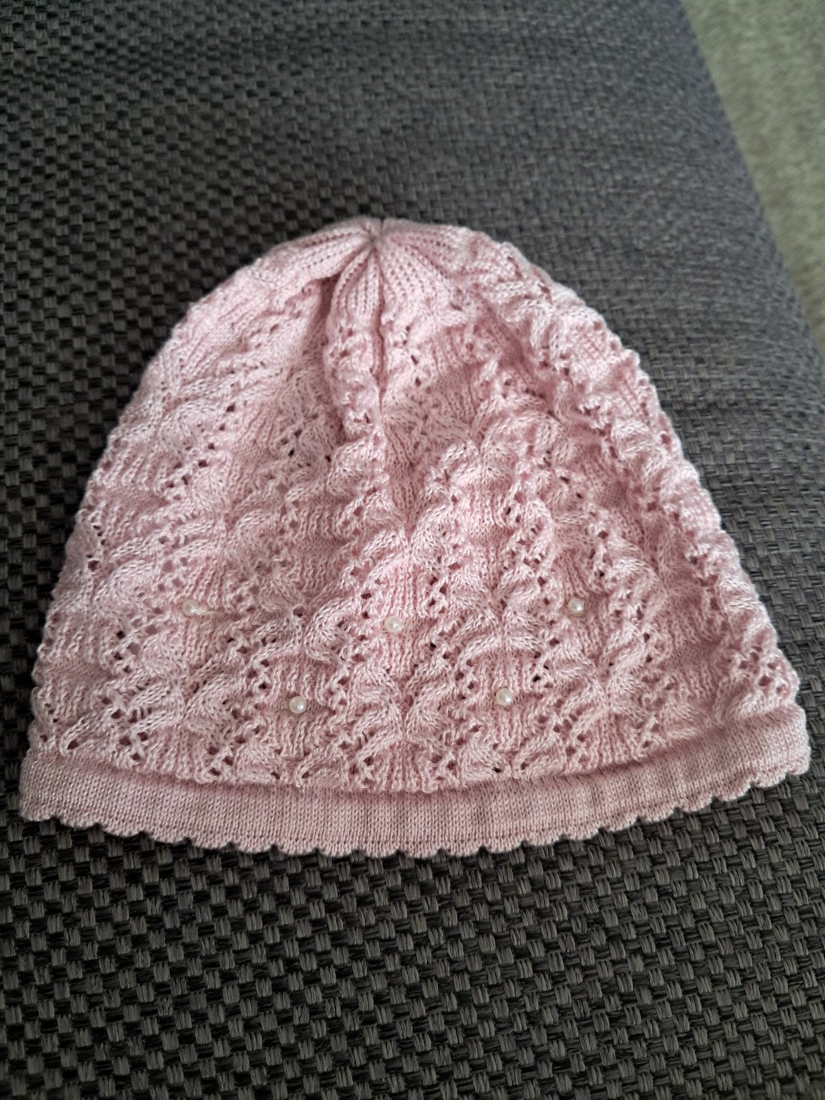 mutsje mt 49 met pareltjes er op en mooi patroon, Ophalen of Verzenden, Nieuw, Meisje, Muts