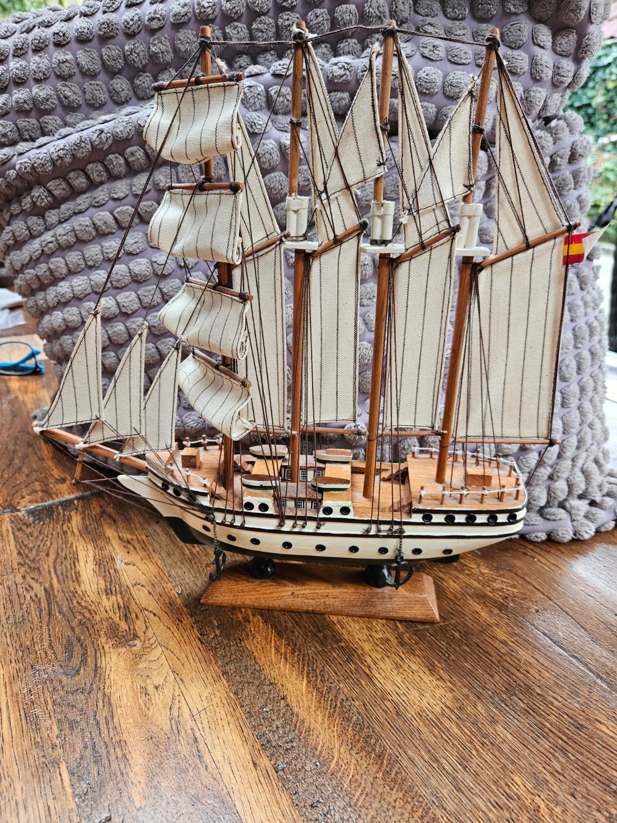 Houten zeilschip/zeiljacht van hout/houten decoratie schip, Hobby en Vrije tijd, Modelbouw | Boten en Schepen, Ophalen of Verzenden