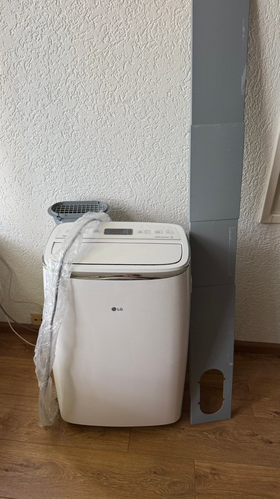 LG portable air conditioner dual inverter, Ophalen, 3 snelheden of meer, Zo goed als nieuw, 100 m³ of groter