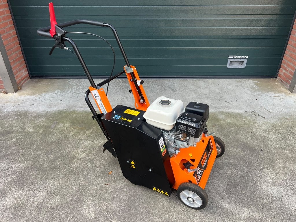 Eliet E450 ZR verticuteermachine, Ophalen, Zo goed als nieuw, Benzine, Eliet