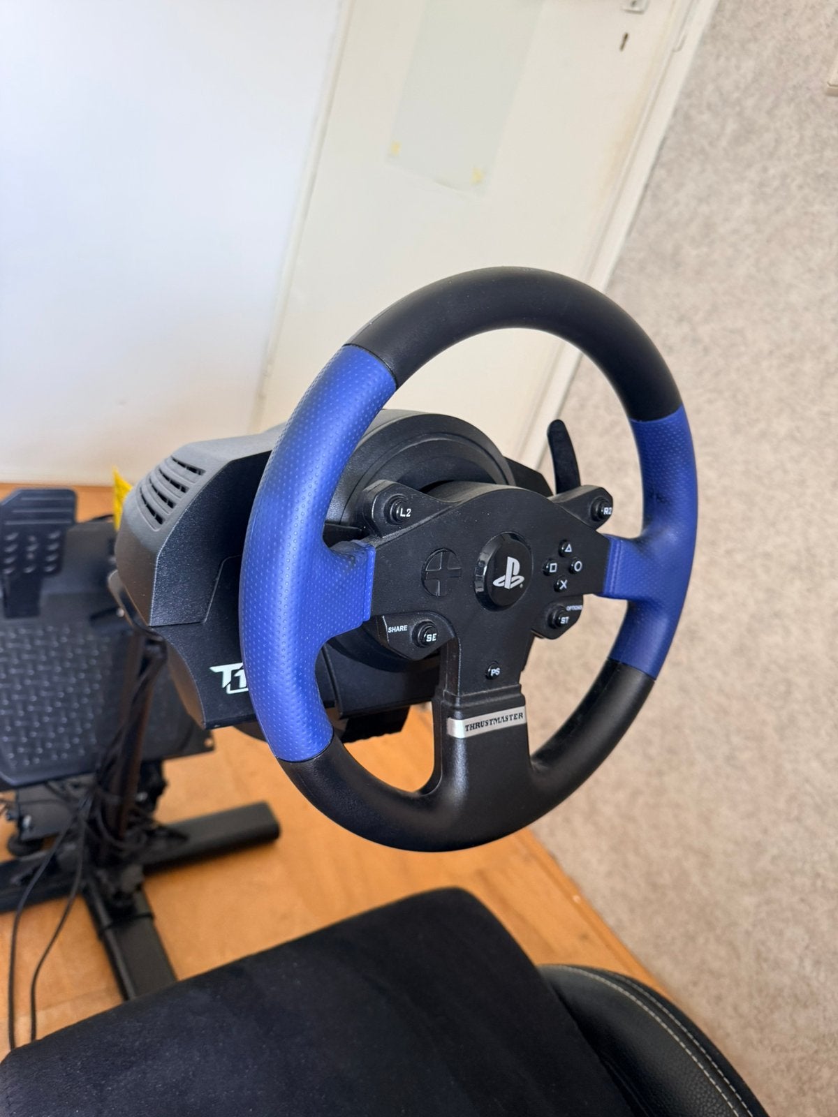 Playseat evolution met trustmaster t150 stuur en pendalen, Ophalen, Gebruikt, Playseat of Racestoel, PlayStation 5