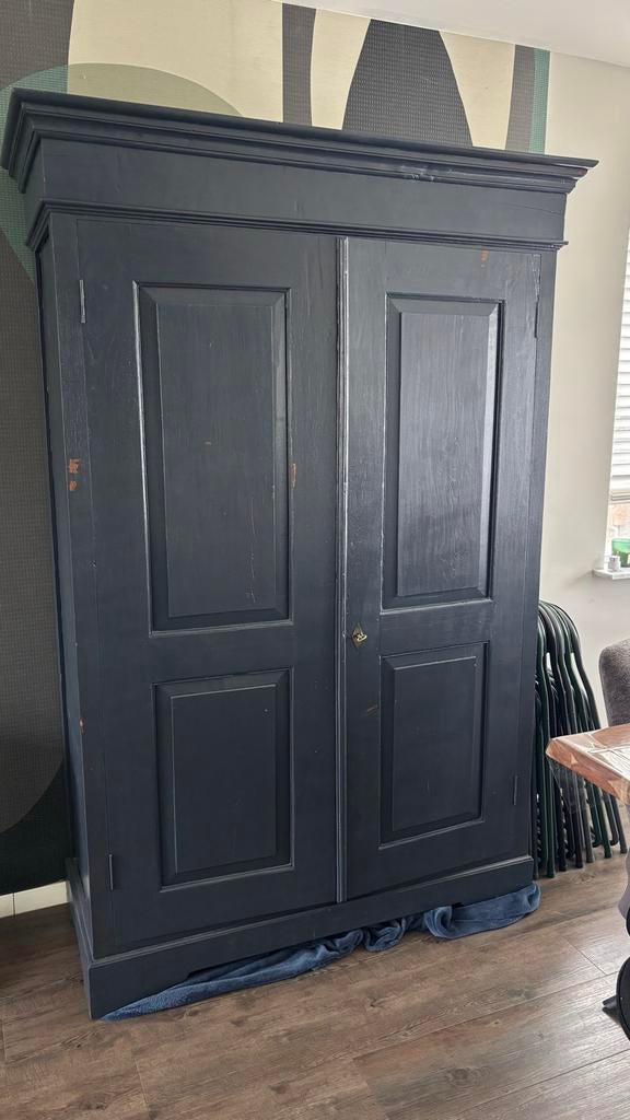 Massief houten antieke kast, Ophalen, Gebruikt, 100 tot 150 cm, 200 cm of meer