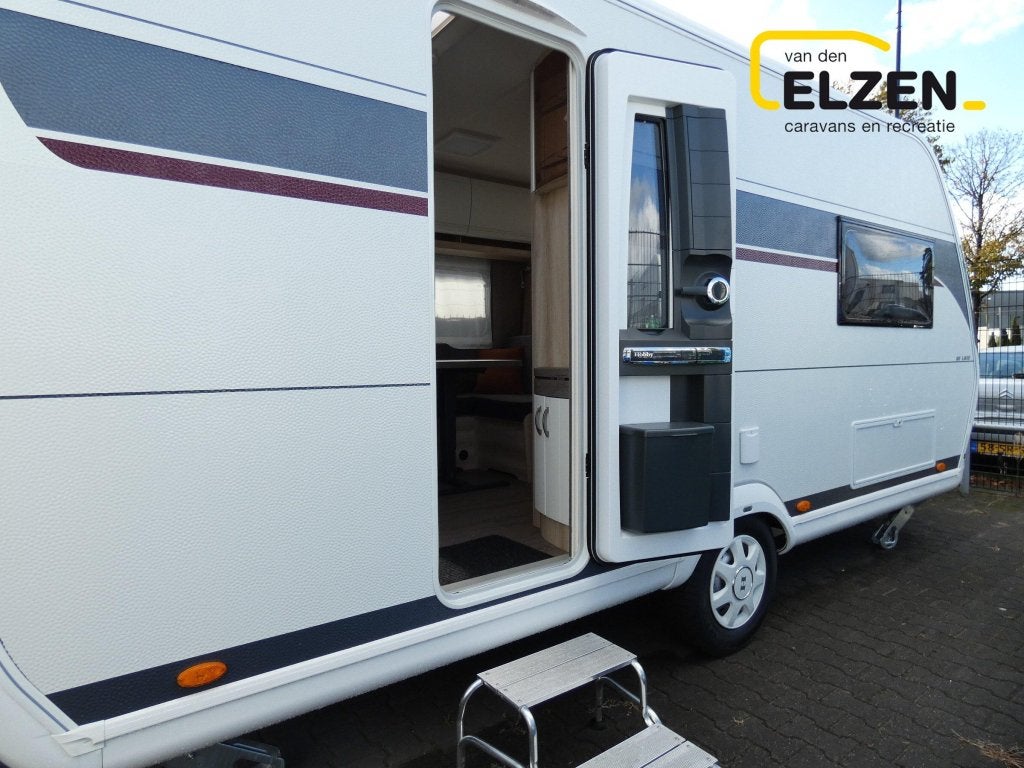 Hobby De Luxe 460 SL Model 2027, Caravans en Kamperen, Overige typen, Hobby, Bedrijf, Treinzit
