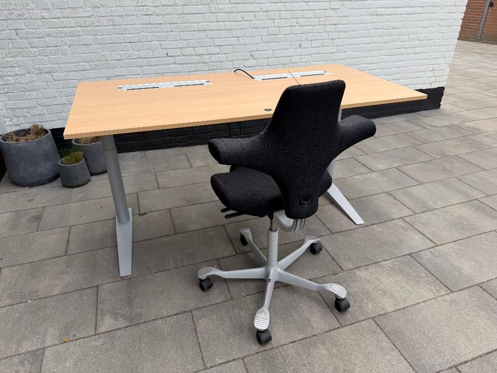 Elektrisch zit-sta bureau, Ophalen, Zit-sta bureau, 160 cm, Gebruikt