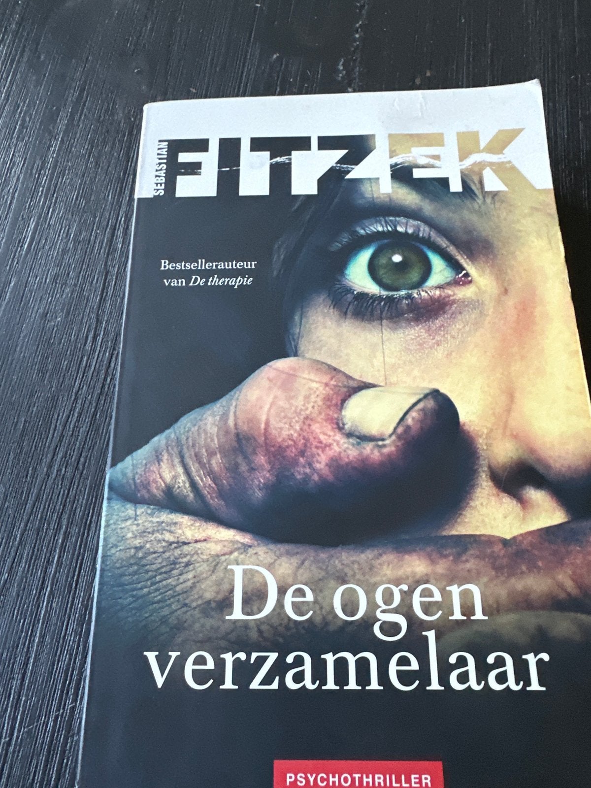 Sebastian Fitzek - De ogenverzamelaar (Psychothriller), Ophalen of Verzenden, Gelezen, Europa overig