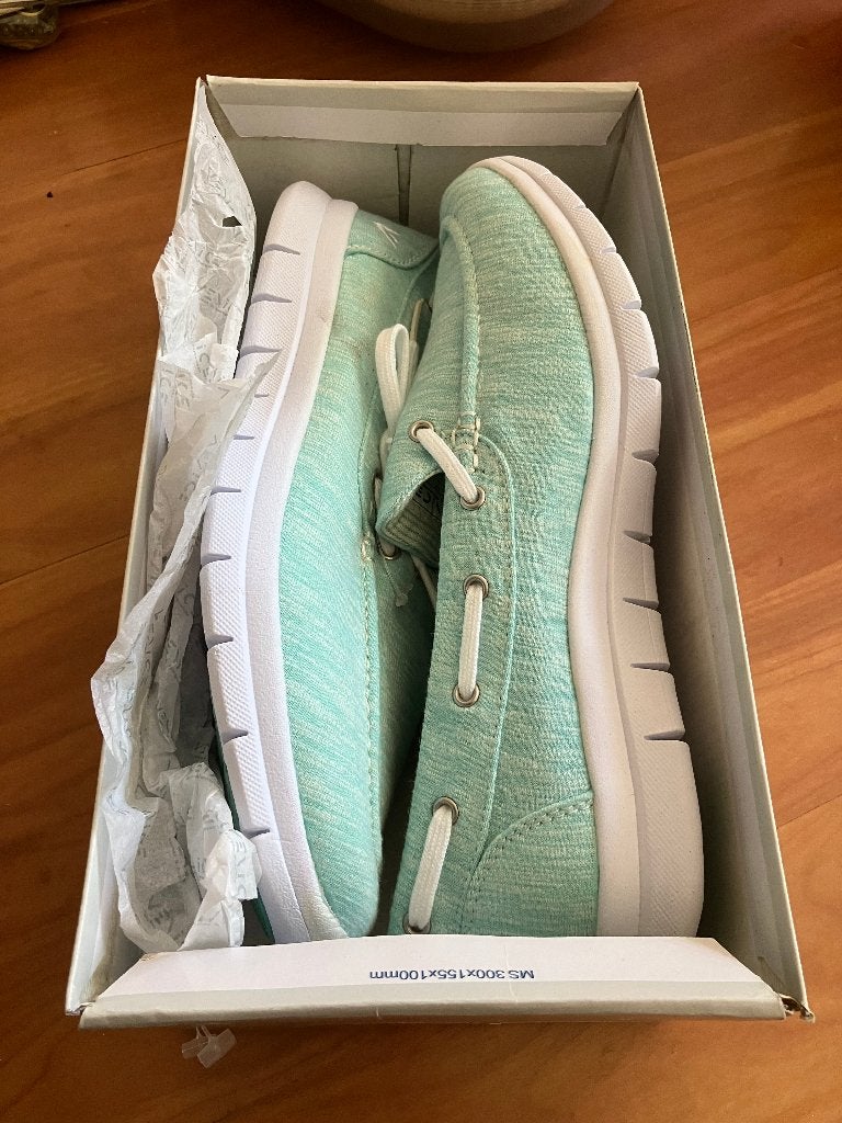 Damesschoenen maat 41 (nieuw), Kleding | Dames, Schoenen, Ophalen of Verzenden, Nieuw, Sneakers of Gympen