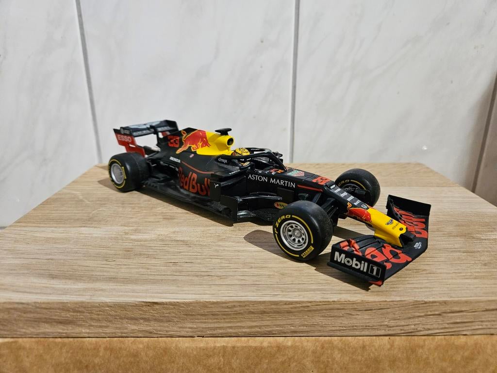 Burago Red Bull Max Verstappen, Hobby en Vrije tijd, Modelauto's | 1:24, Ophalen of Verzenden, Zo goed als nieuw, Bburago